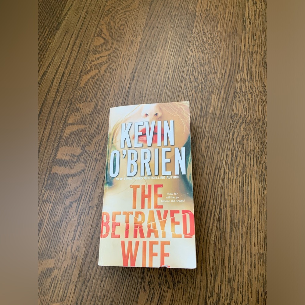 The Betrayed Wife by Kevin O'Brien Soft Cover Book Novel Adult